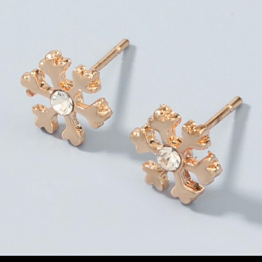 💥3/$12 Gold Rhinestone Snowflake Earrings